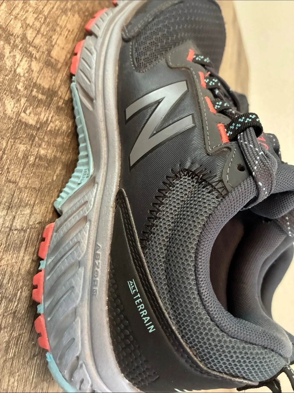 Like New: New Balance Acteva Trail Navy Blue Sneakers with Coral & Blue Accents